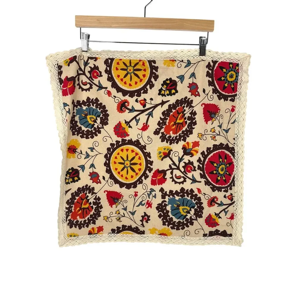 Vintage Floral Crochet Trim Table Scarf